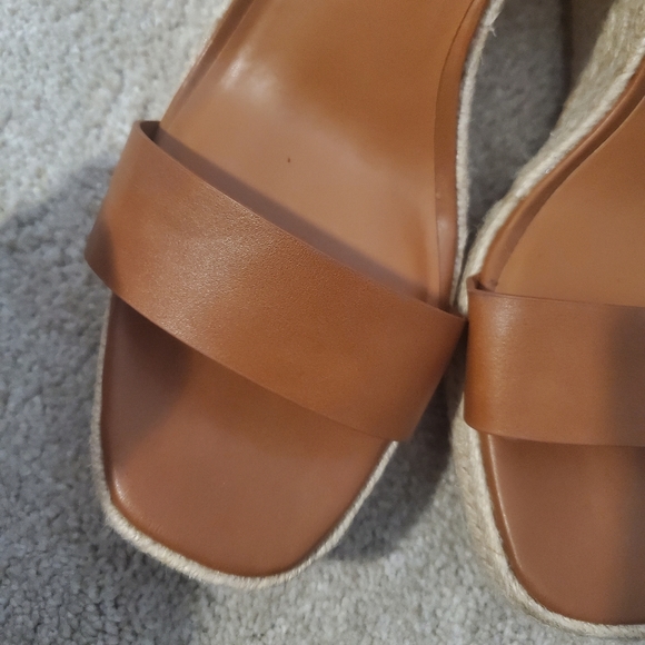 Wedges🍒 - Picture 4 of 10